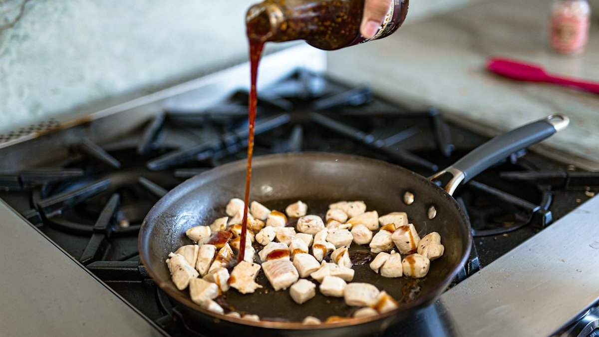 How to Deglaze a Pan and Turn It Into a Sauce