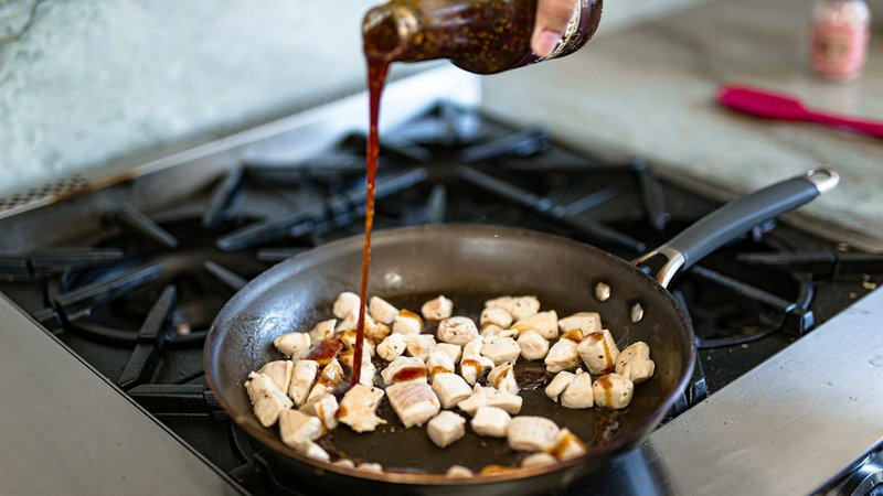 How to Deglaze a Pan and Turn It Into a Sauce